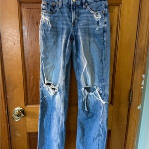 American Eagle Outfitters light blue denim jeans